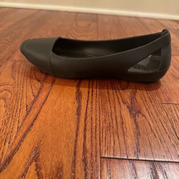 Crocs Iconic Comfort Kelli Black Ballerina Womens 8 Slip On Flat Bendable Shoes - Picture 6 of 16